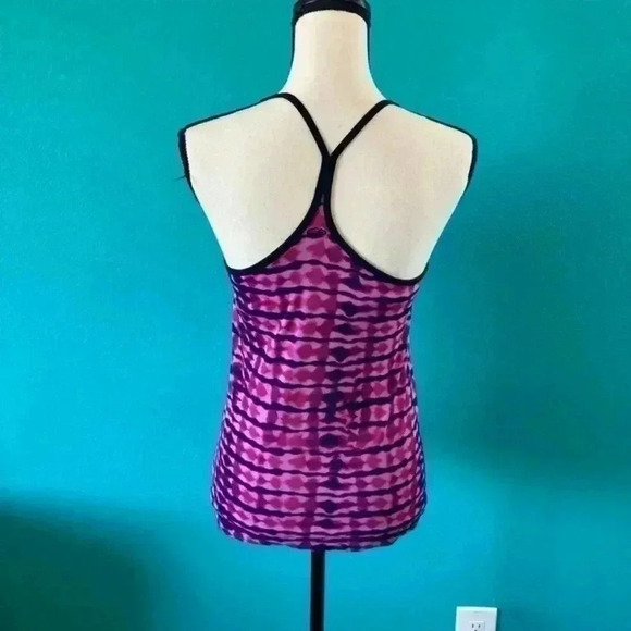 ⭐️ C9 champion acid wash athletic tank top in size large - Picture 2 of 3